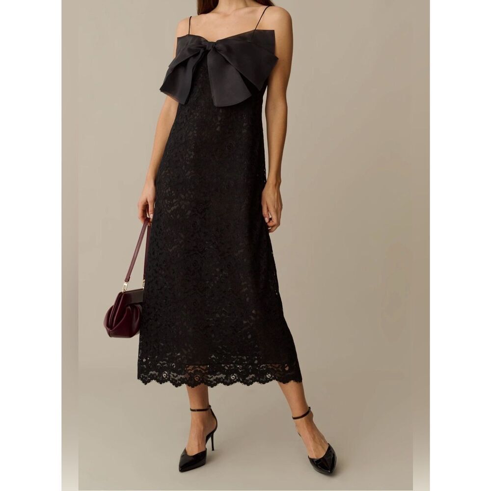 O.P.T. by Few Moda sleeveless Lace Dress with Bow Size 4